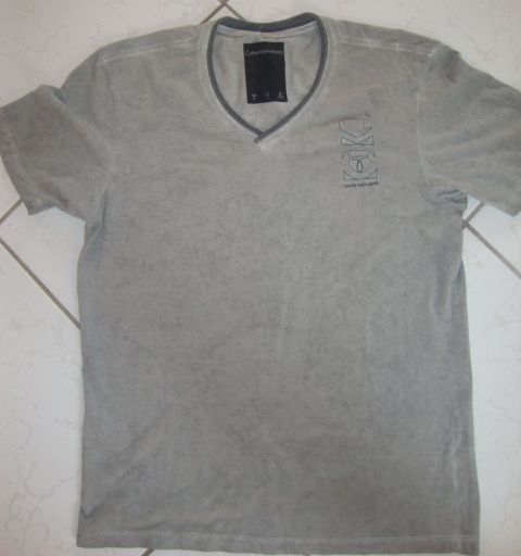 Camiseta Calvin Klein Gola V